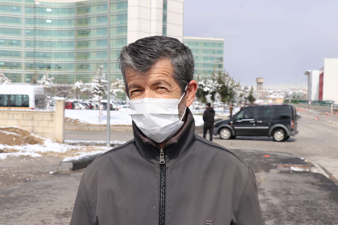 Doktor grevleri tepki çekti: "Özele gitsek paramız yok devlet hastanelerinde de doktor yok" Doktor grevleri tepki çekti: "Özele gitsek paramız yok devlet hastanelerinde de doktor yok"